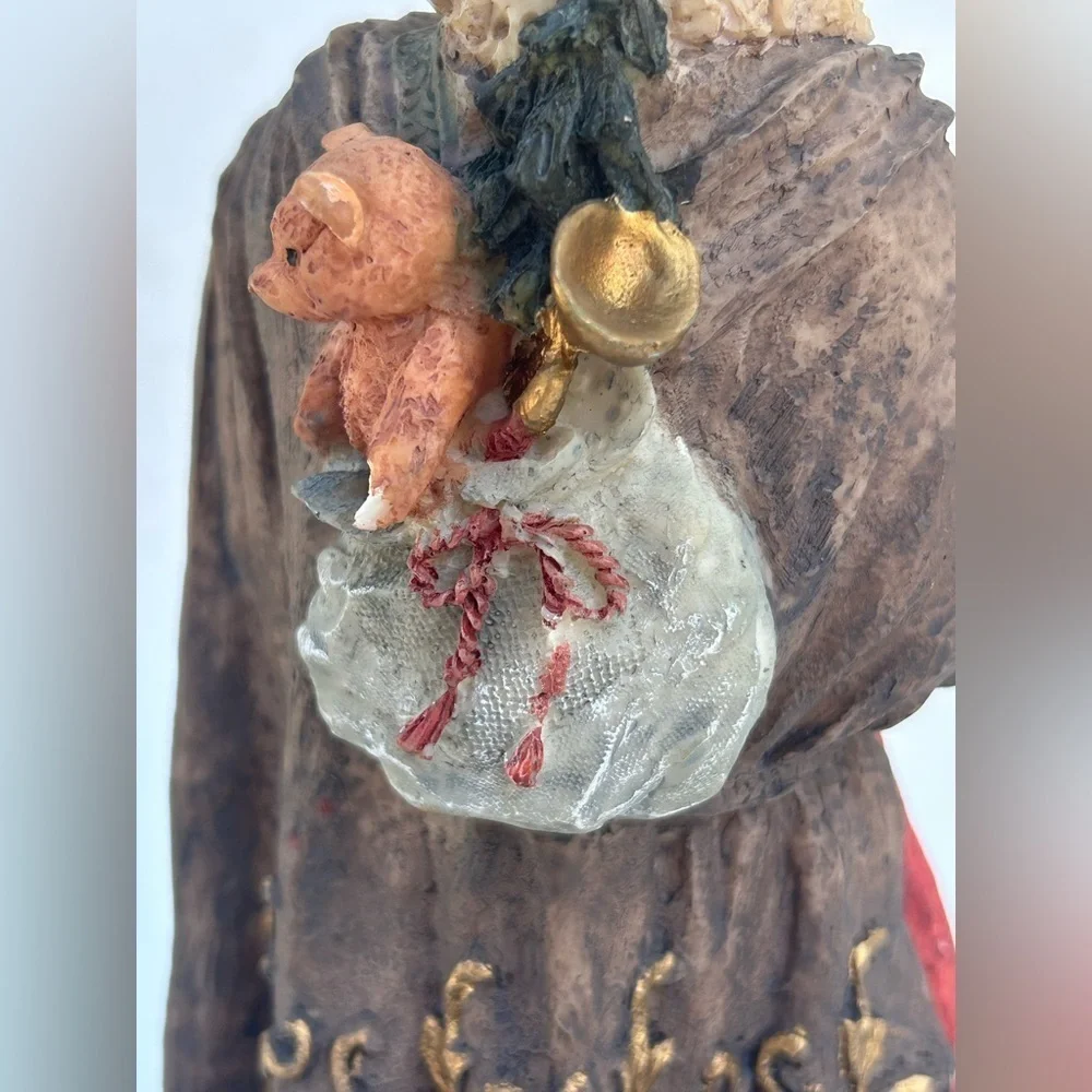 Vintage World Bazaars Old World Santa Figurine With Squirrel Christmas Decor